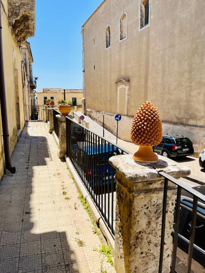 La Casa Del Barocco Hotel โนโต ภายนอก รูปภาพ